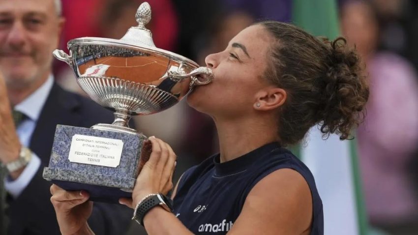 Jasmine Paolini conquista Roma con una victoria brillante sobre Coco Gauff