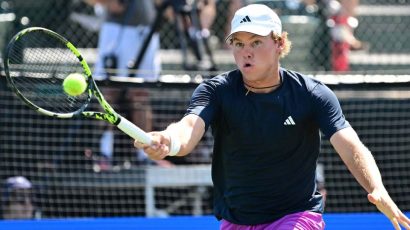 Alex Michelsen gana con autoridad en su debut en Stuttgart ante Monfils