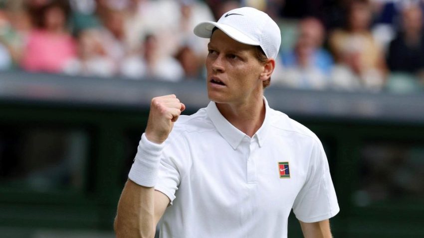 Jannik Sinner se impone con autoridad ante Pedro Martínez en tercera ronda de Wimbledon
