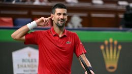 Novak Djokovic impone su jerarquía y se instala en semifinales del Masters 1000 de Shanghái