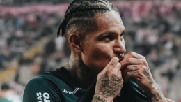 Paolo Guerrero sobre su continuidad en Alianza Lima: