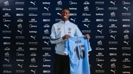 Guehi refuerza la defensa del Manchester City