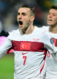 Turquía vence a Kosovo y vuelve al Mundial tras 24 años