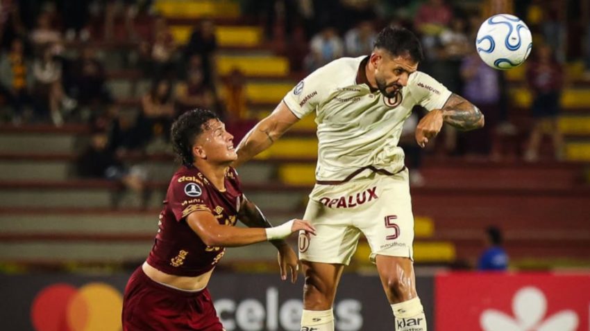 Empate agridulce: Universitario dejó pasar un récord ante Tolima
